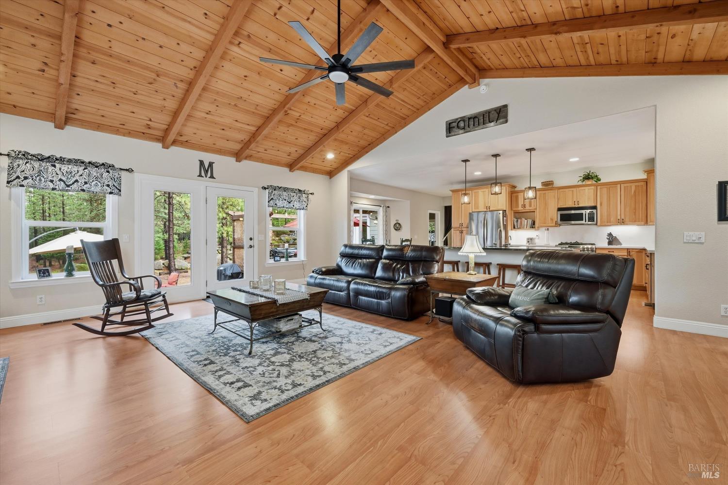 8863 Fox Drive Cobb CA 95426