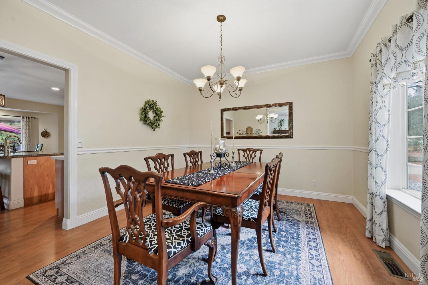 8863 Fox Drive Cobb CA 95426