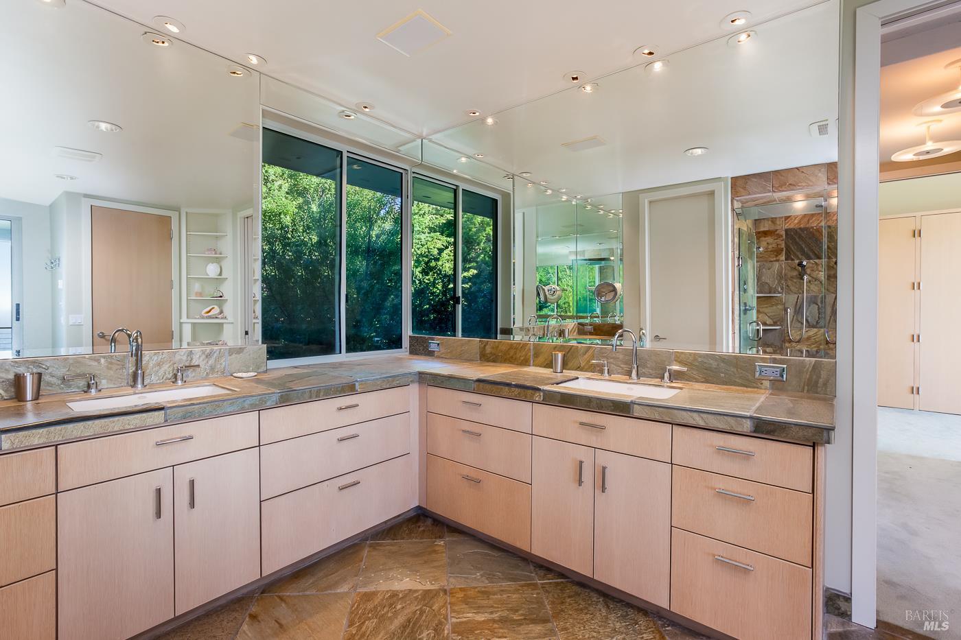 43850 Buckhorn Cove Road E Little River CA 95456