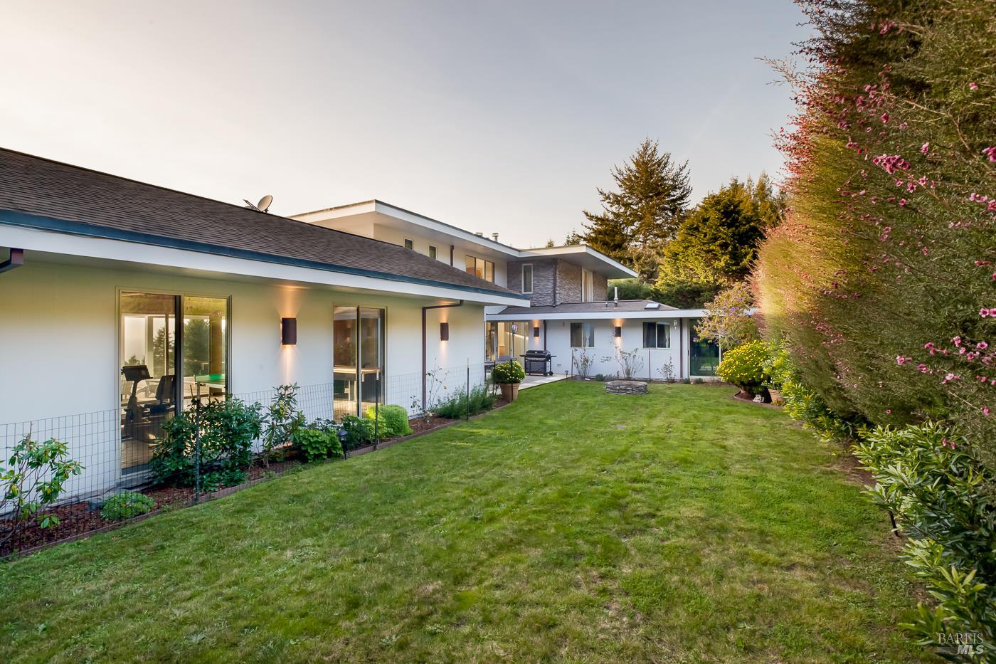 43850 Buckhorn Cove Road E Little River CA 95456