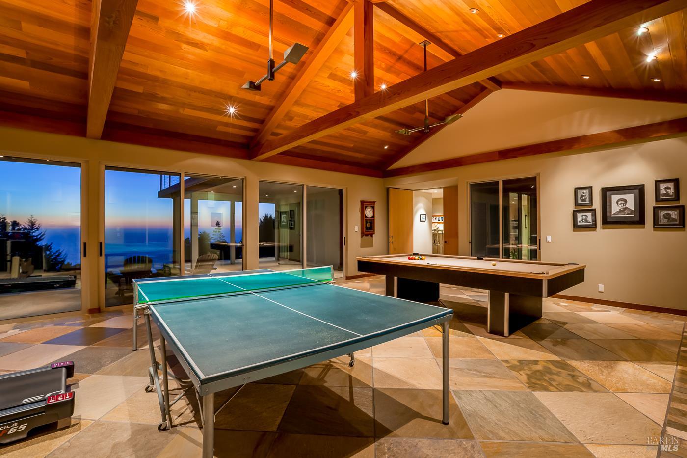 43850 Buckhorn Cove Road E Little River CA 95456