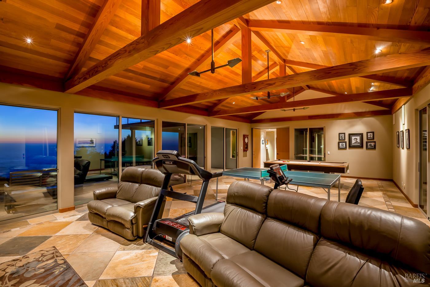 43850 Buckhorn Cove Road E Little River CA 95456