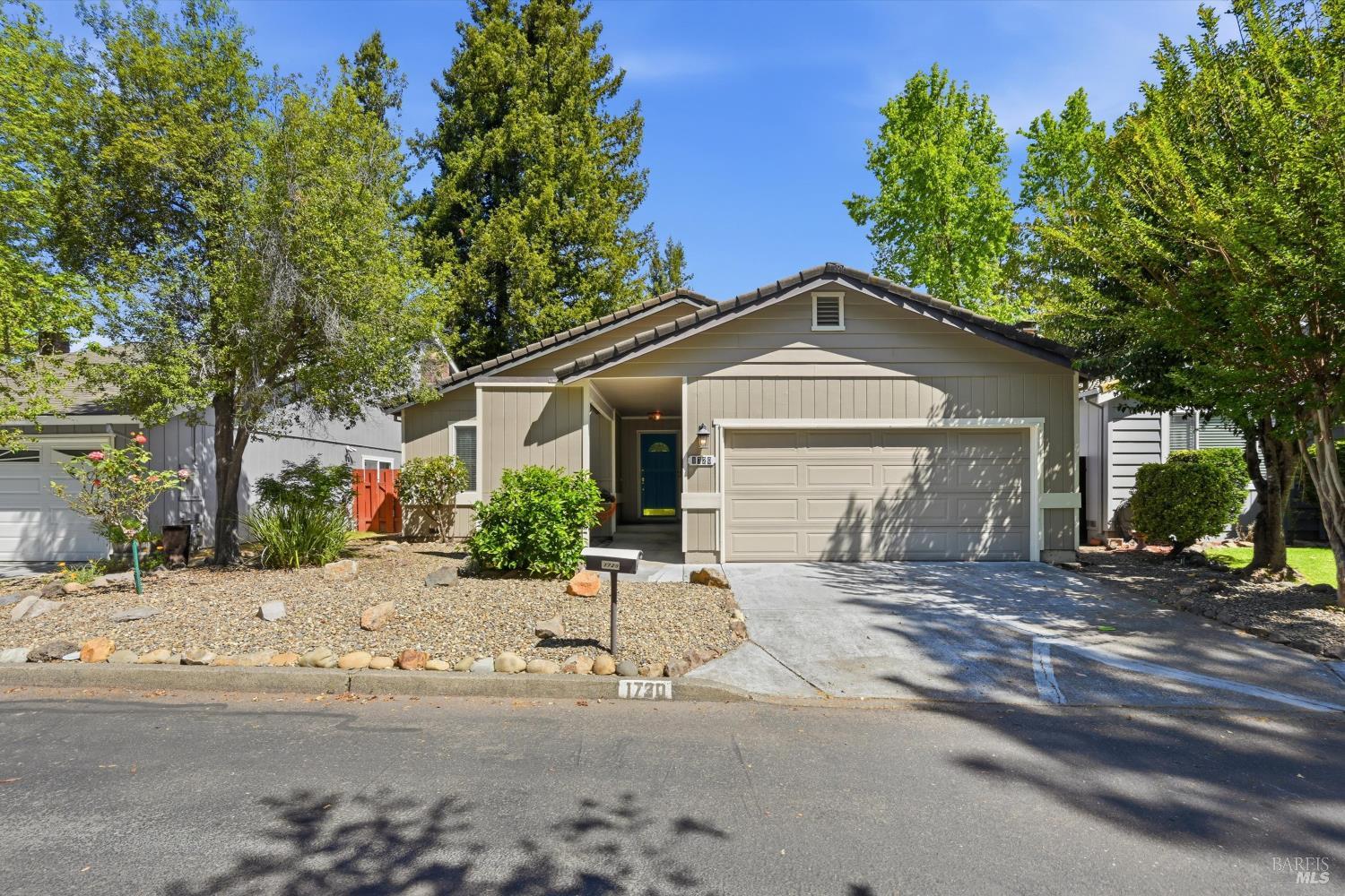 1720 Arroyo Sierra Circle Santa Rosa CA 95405