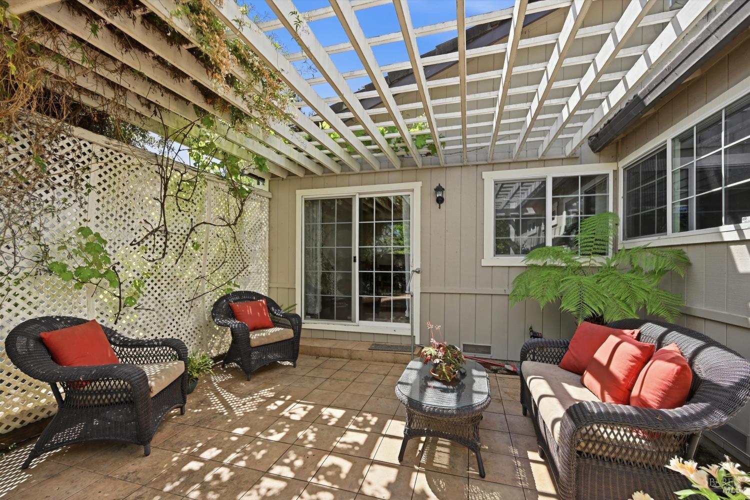 1720 Arroyo Sierra Circle Santa Rosa CA 95405