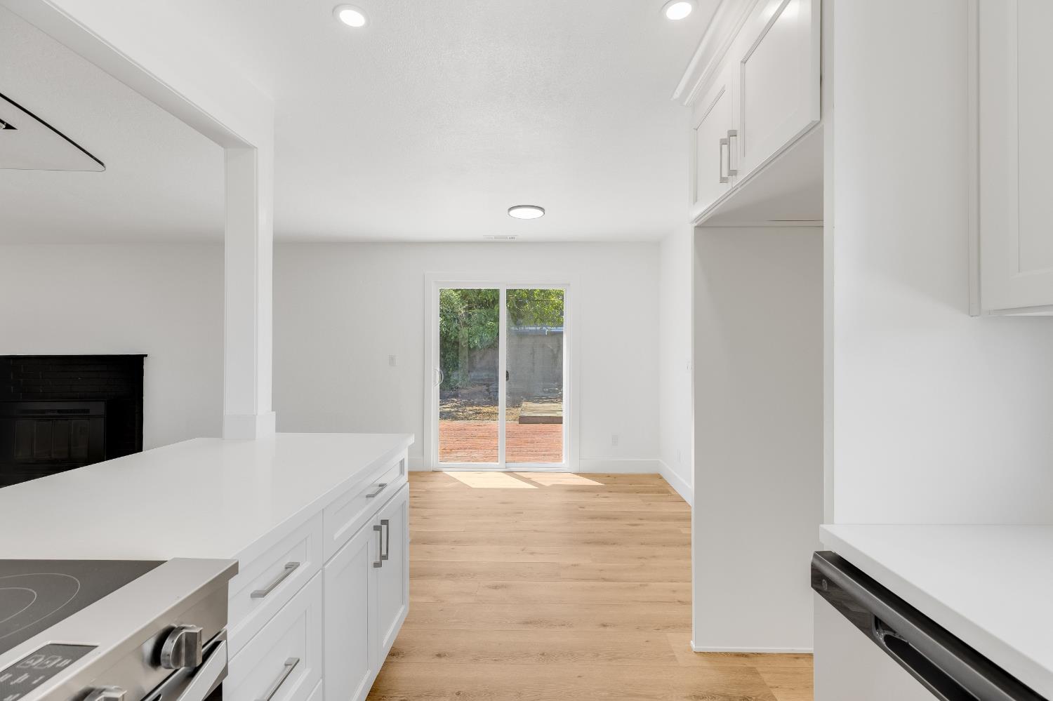 808 Helen Way Woodland CA 95776