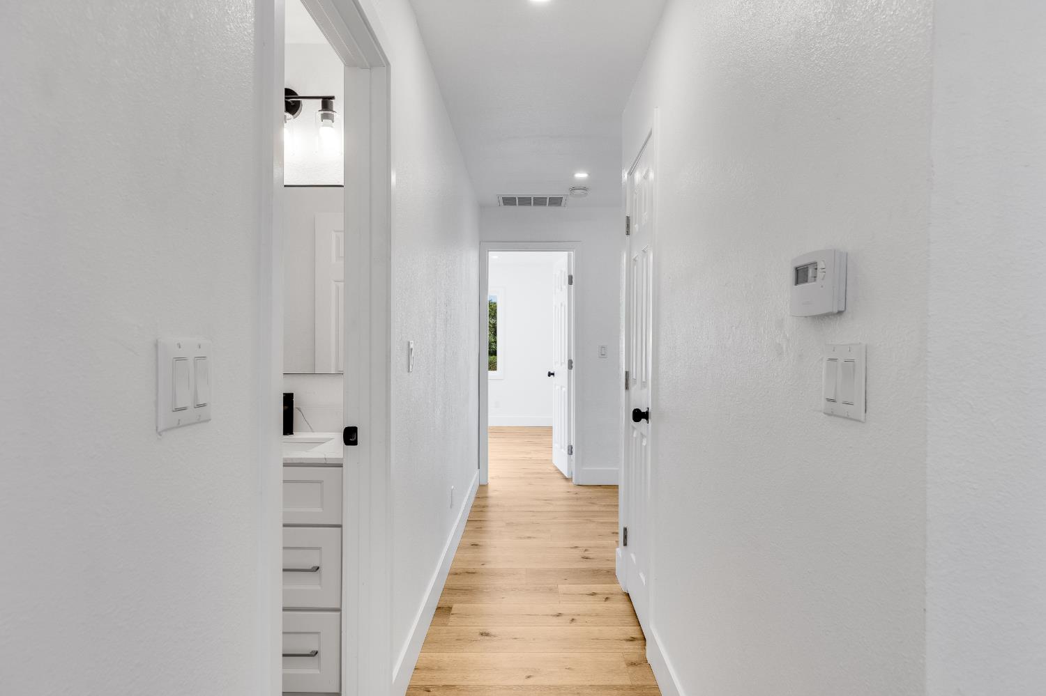 808 Helen Way Woodland CA 95776