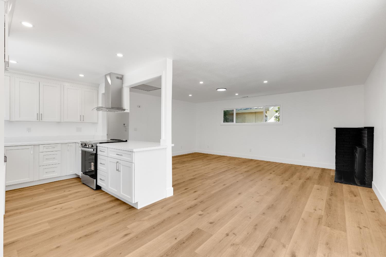808 Helen Way Woodland CA 95776