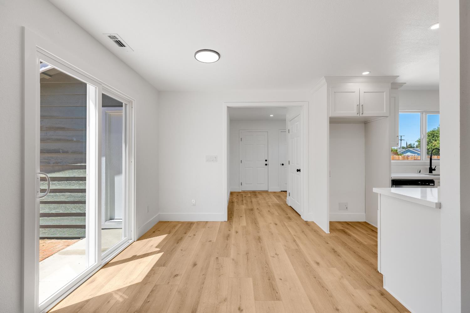 808 Helen Way Woodland CA 95776