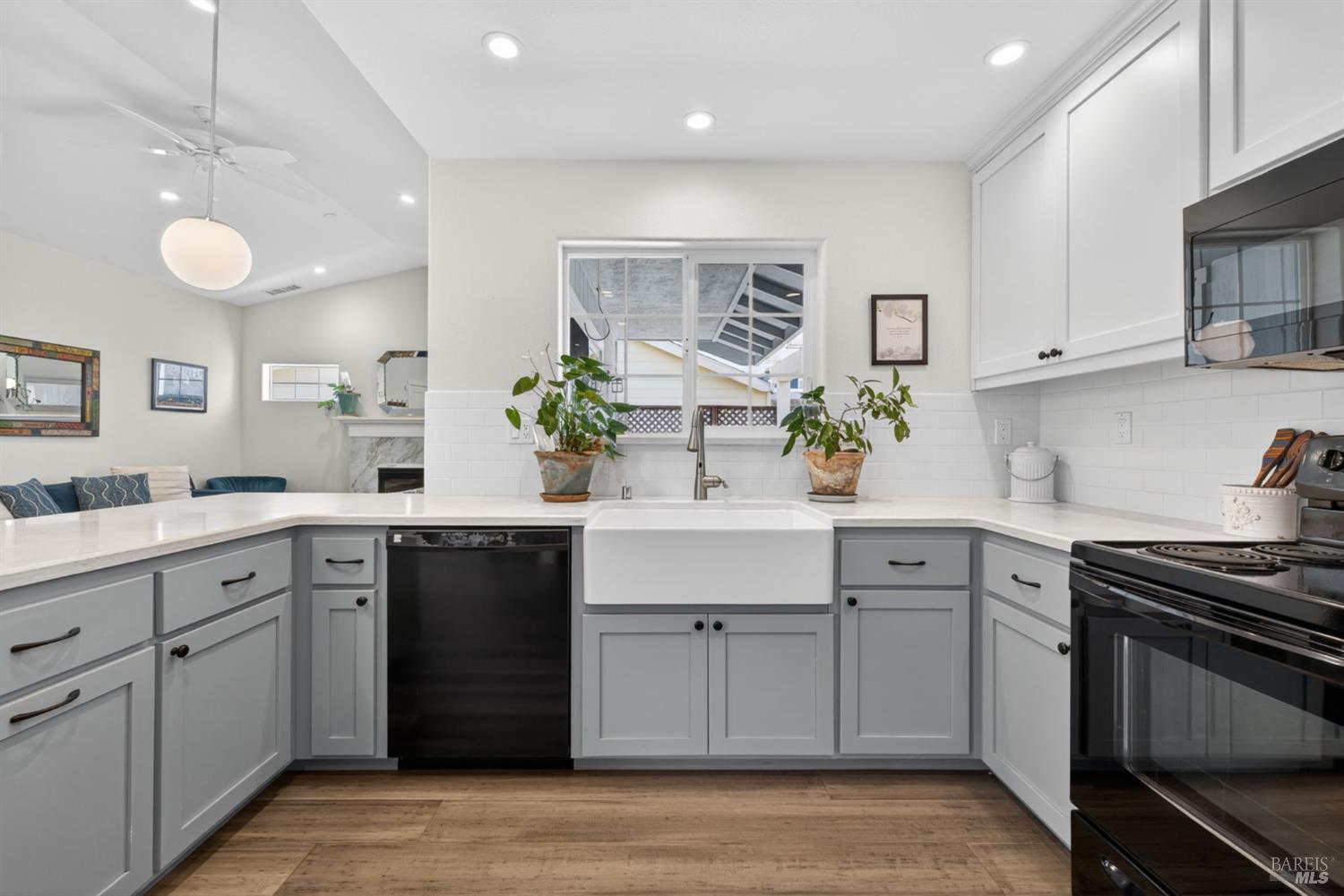 3723 Crestview Drive Santa Rosa CA 95403