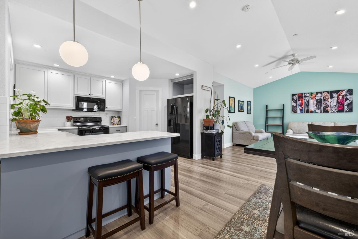 3723 Crestview Drive Santa Rosa CA 95403