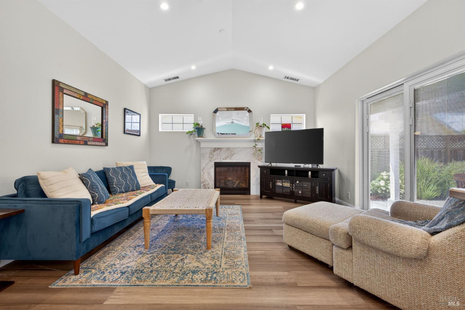 3723 Crestview Drive Santa Rosa CA 95403