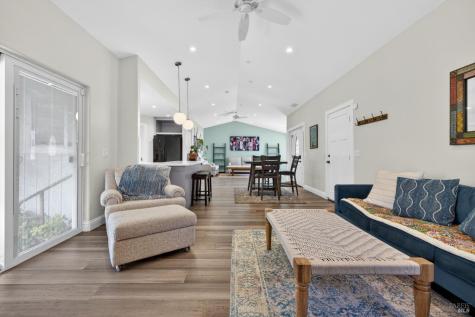 3723 Crestview Drive Santa Rosa CA 95403