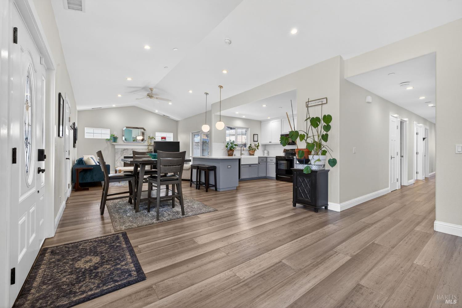 3723 Crestview Drive Santa Rosa CA 95403