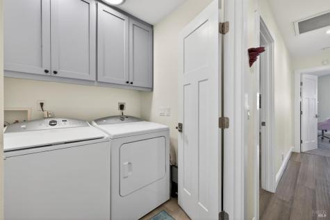 3723 Crestview Drive Santa Rosa CA 95403