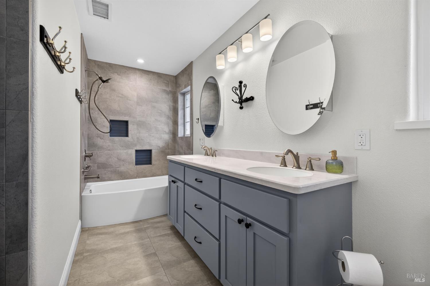 3723 Crestview Drive Santa Rosa CA 95403