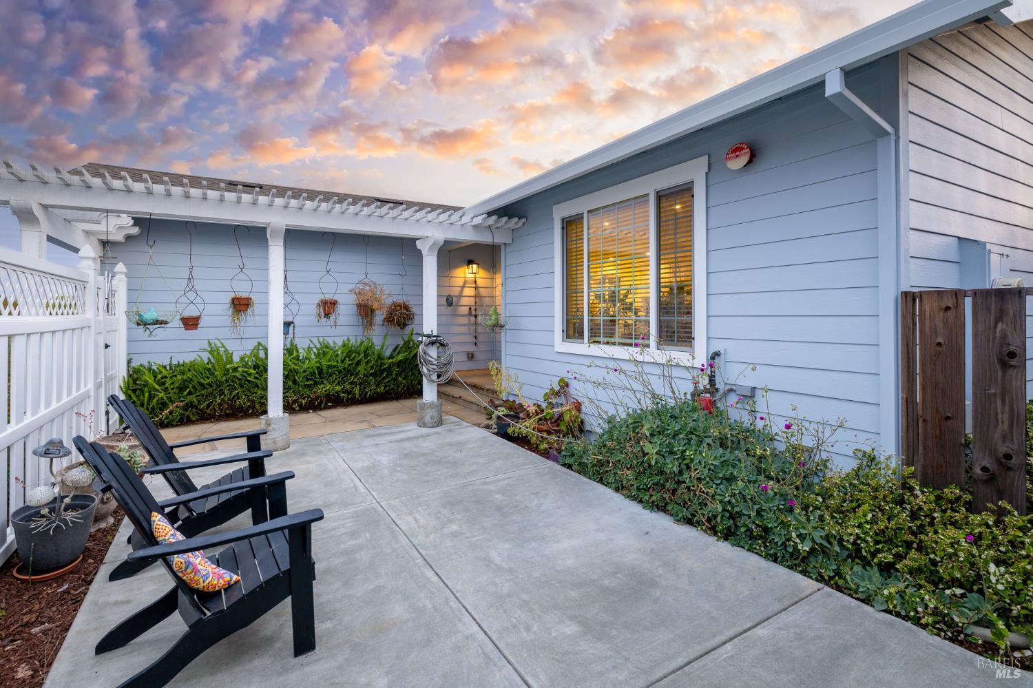 3723 Crestview Drive Santa Rosa CA 95403