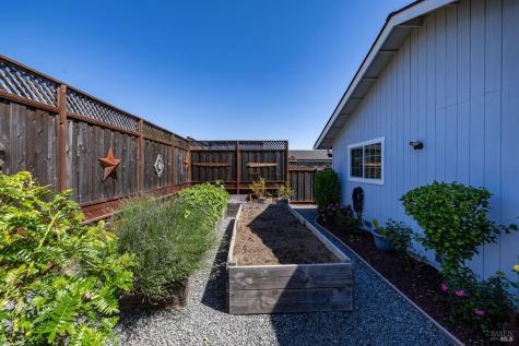 3723 Crestview Drive Santa Rosa CA 95403