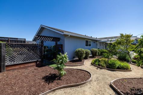 3723 Crestview Drive Santa Rosa CA 95403