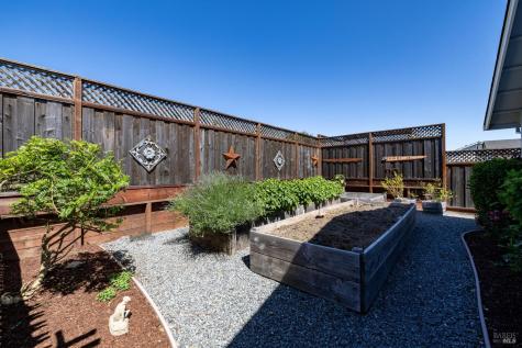 3723 Crestview Drive Santa Rosa CA 95403