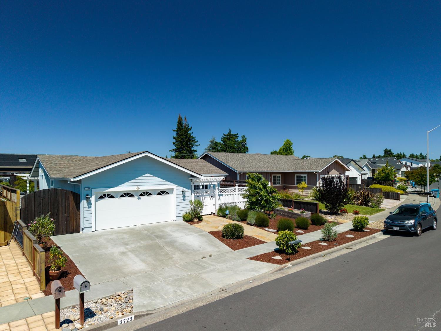 3723 Crestview Drive Santa Rosa CA 95403