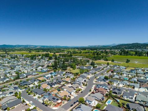 3723 Crestview Drive Santa Rosa CA 95403