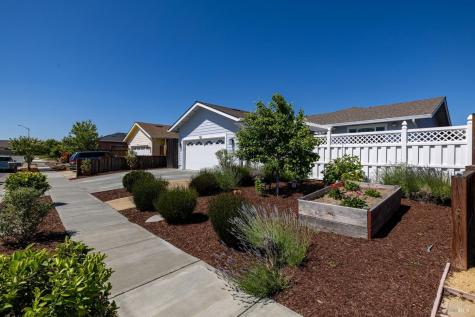 3723 Crestview Drive Santa Rosa CA 95403