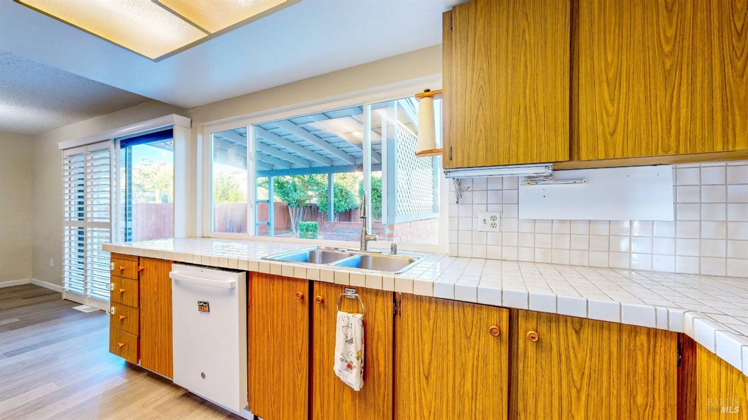 1702 Capistrano Drive Petaluma CA 94954