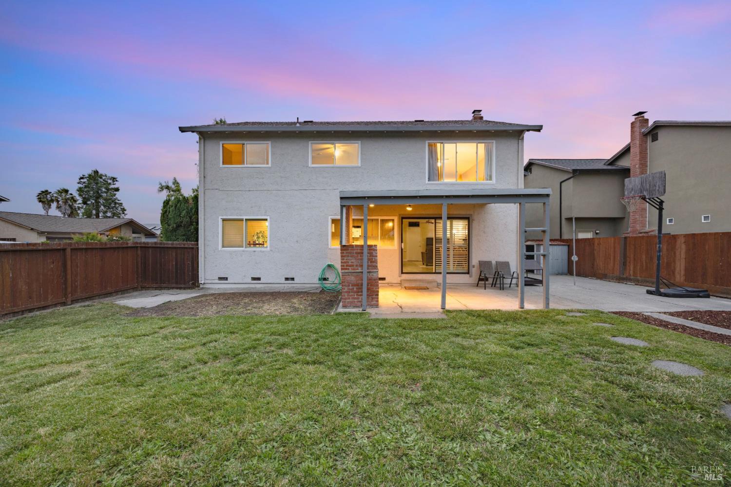 1702 Capistrano Drive Petaluma CA 94954