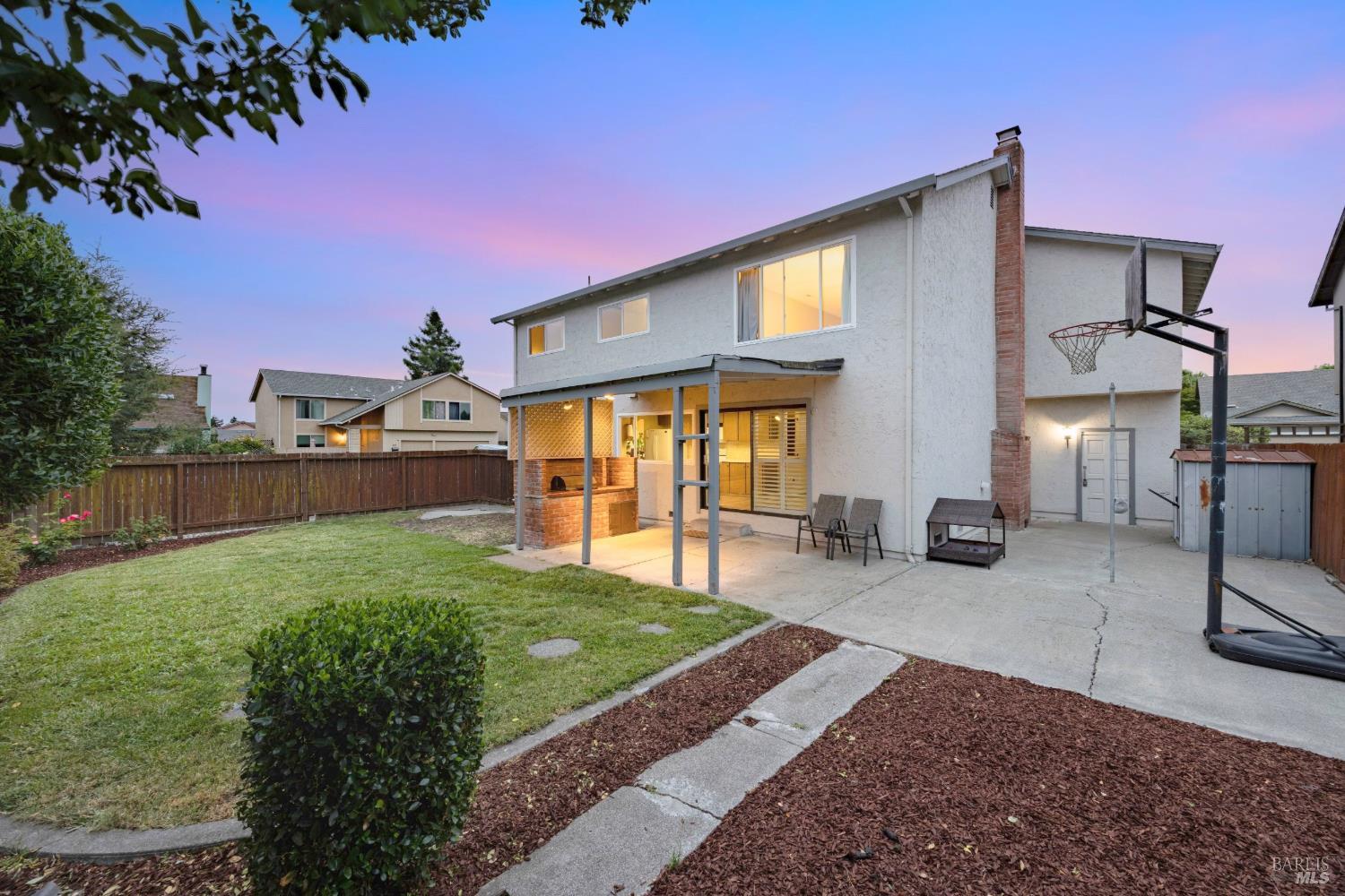 1702 Capistrano Drive Petaluma CA 94954