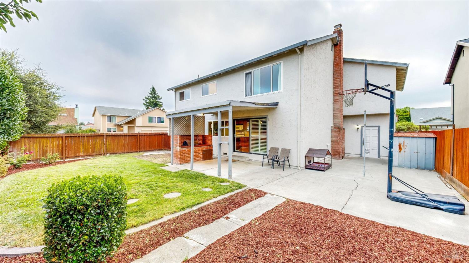 1702 Capistrano Drive Petaluma CA 94954