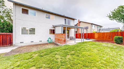 1702 Capistrano Drive Petaluma CA 94954