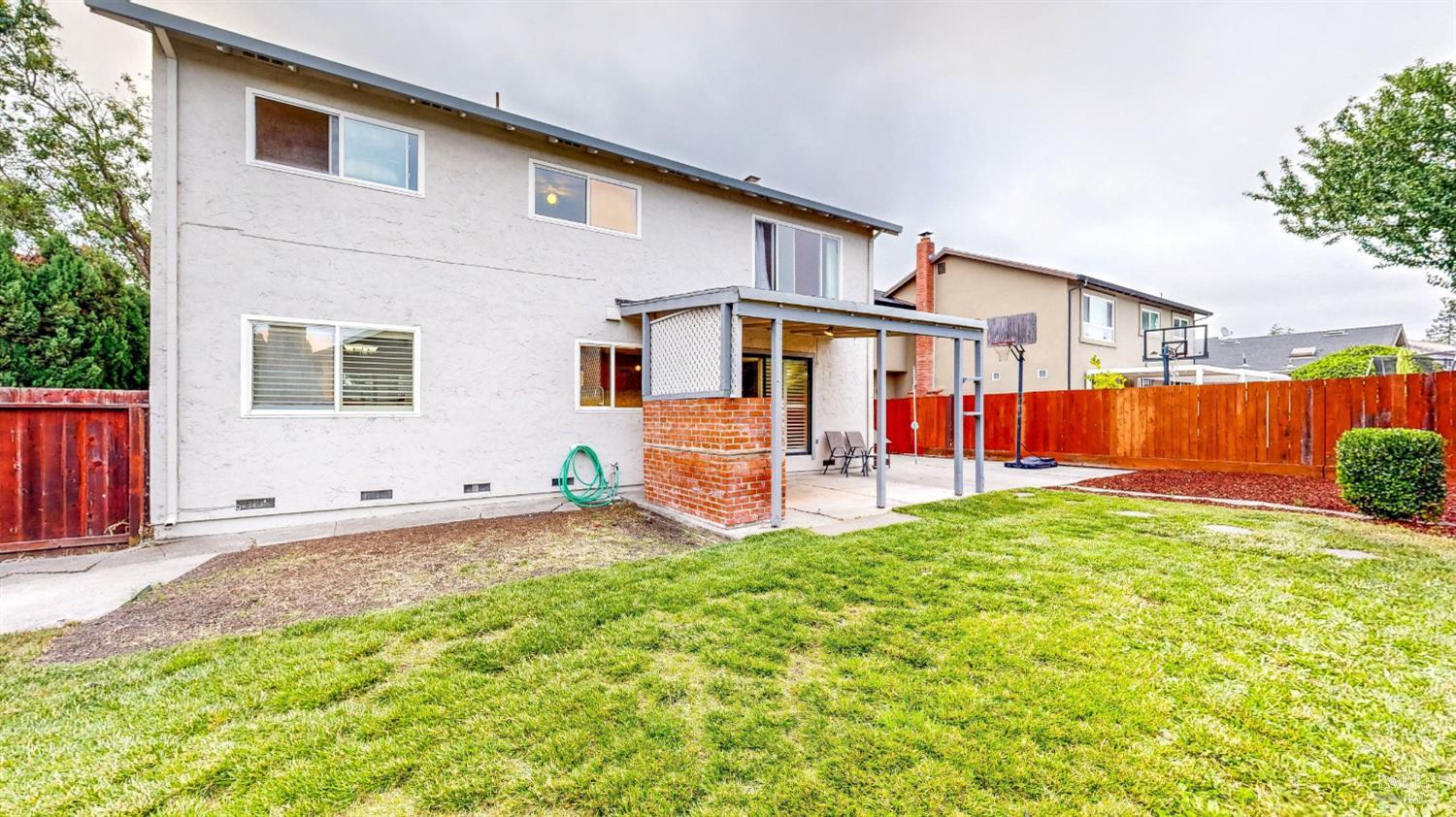 1702 Capistrano Drive Petaluma CA 94954