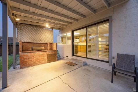 1702 Capistrano Drive Petaluma CA 94954