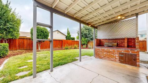 1702 Capistrano Drive Petaluma CA 94954