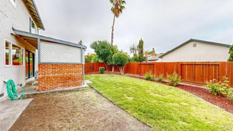 1702 Capistrano Drive Petaluma CA 94954