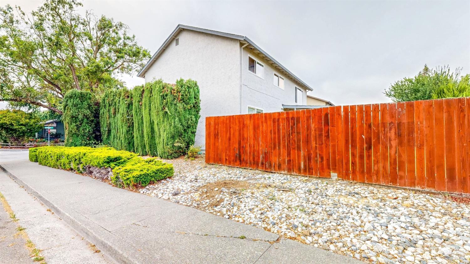 1702 Capistrano Drive Petaluma CA 94954