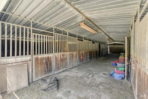 6067 Gilmore Avenue Cotati CA 94931