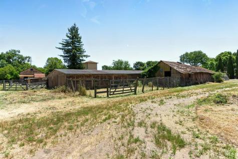 6067 Gilmore Avenue Cotati CA 94931