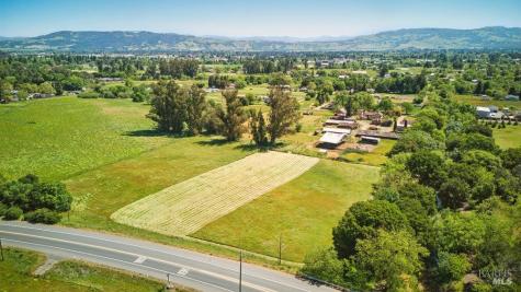 6067 Gilmore Avenue Cotati CA 94931