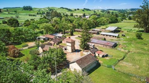 6067 Gilmore Avenue Cotati CA 94931