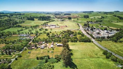 6067 Gilmore Avenue Cotati CA 94931