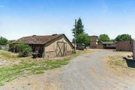 6067 Gilmore Avenue Cotati CA 94931