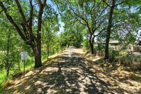 6067 Gilmore Avenue Cotati CA 94931