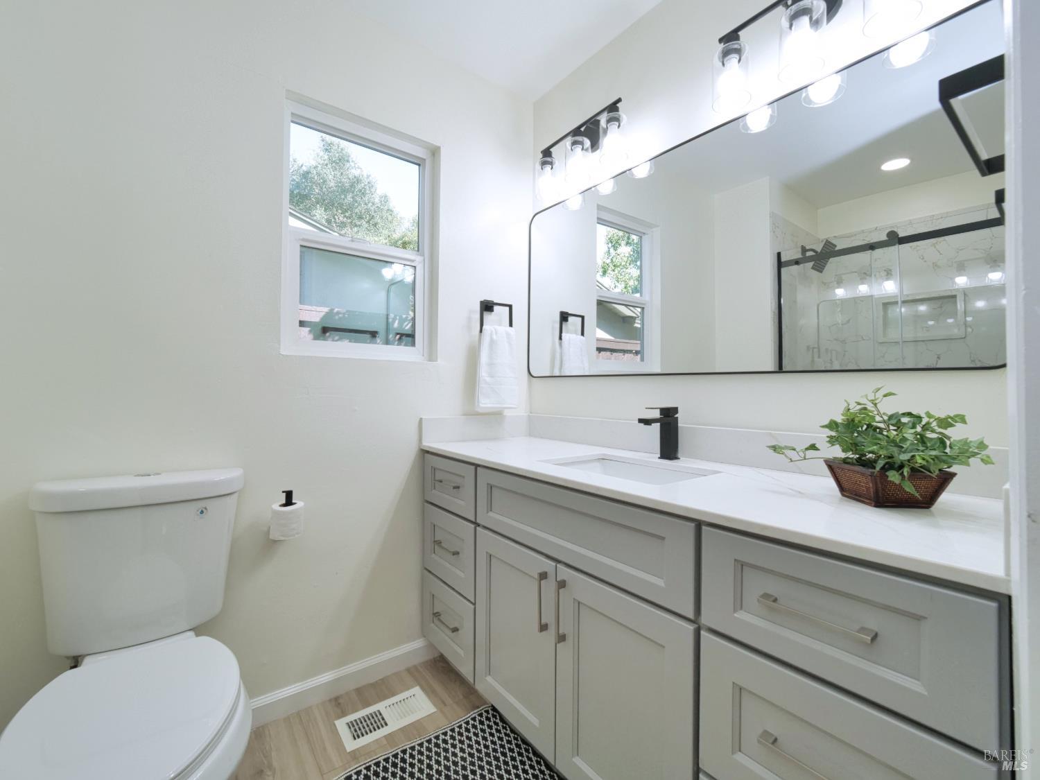 197 Rainier Circle Vacaville CA 95687