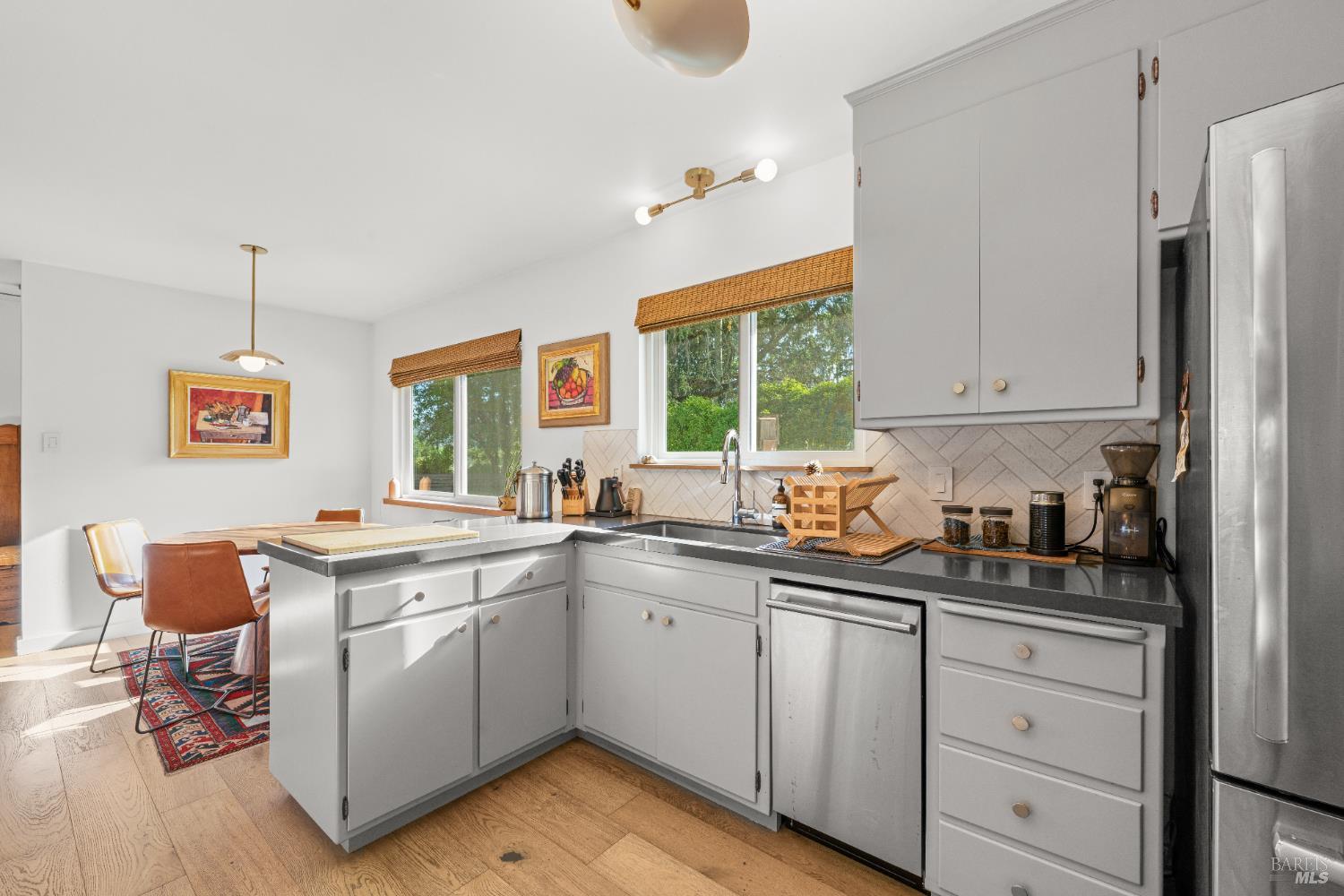 21800 River Road Geyserville CA 95441
