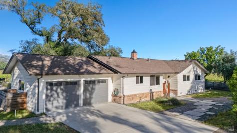 21800 River Road Geyserville CA 95441