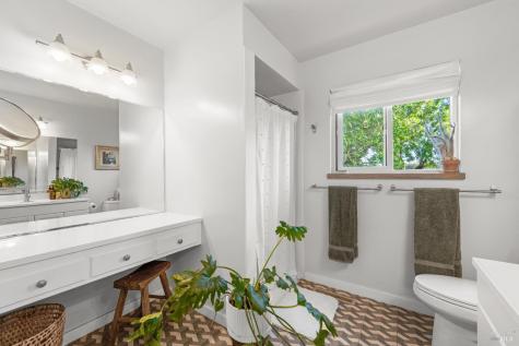 21800 River Road Geyserville CA 95441