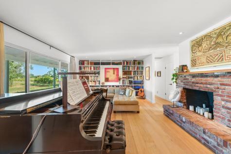 21800 River Road Geyserville CA 95441