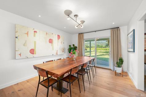 21800 River Road Geyserville CA 95441