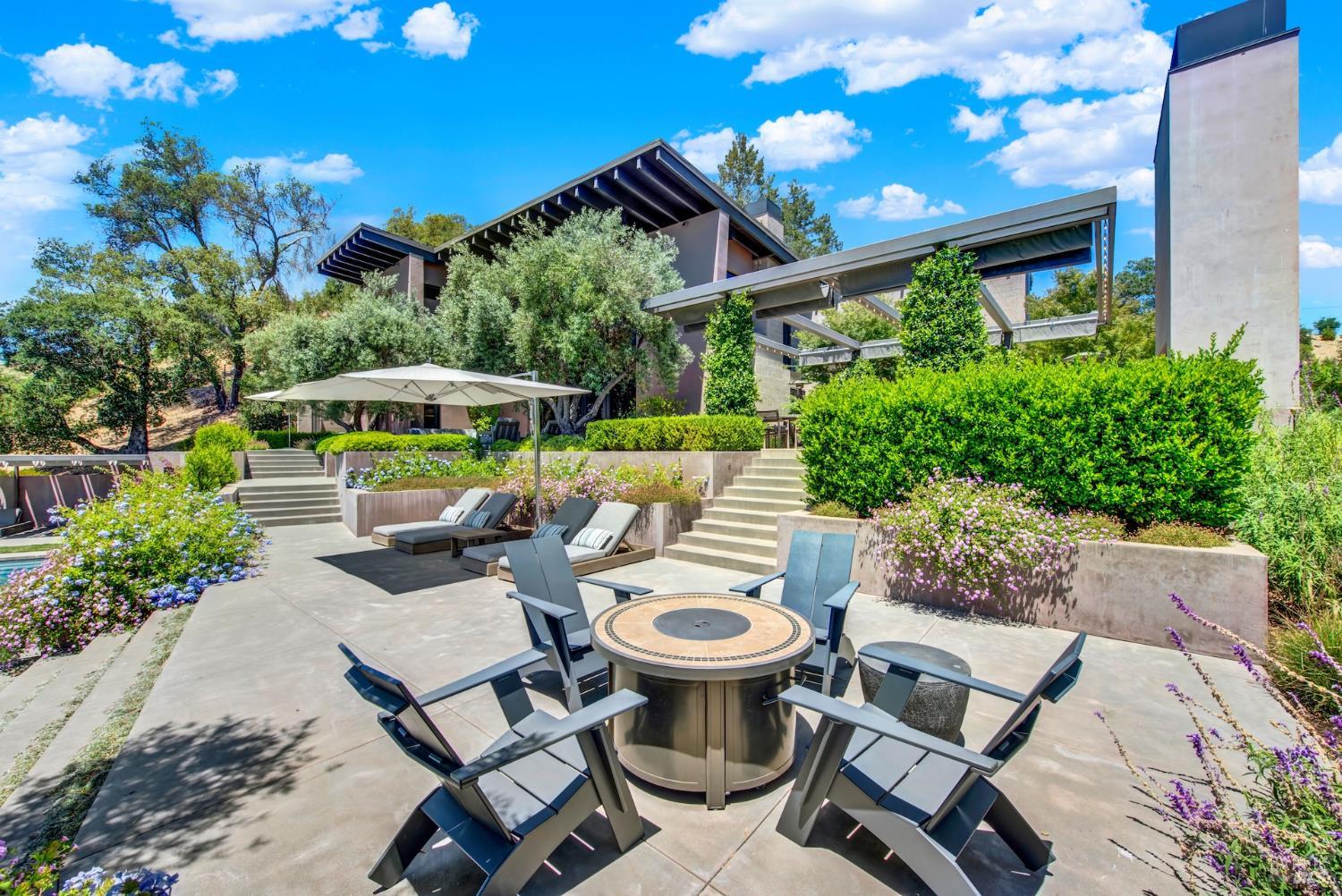 860 Meadowood Lane St. Helena CA 94574